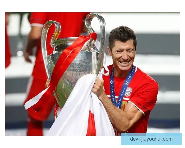 埃尔卡比欧协联淘汰赛连连破门荣膺赛事金靴称号